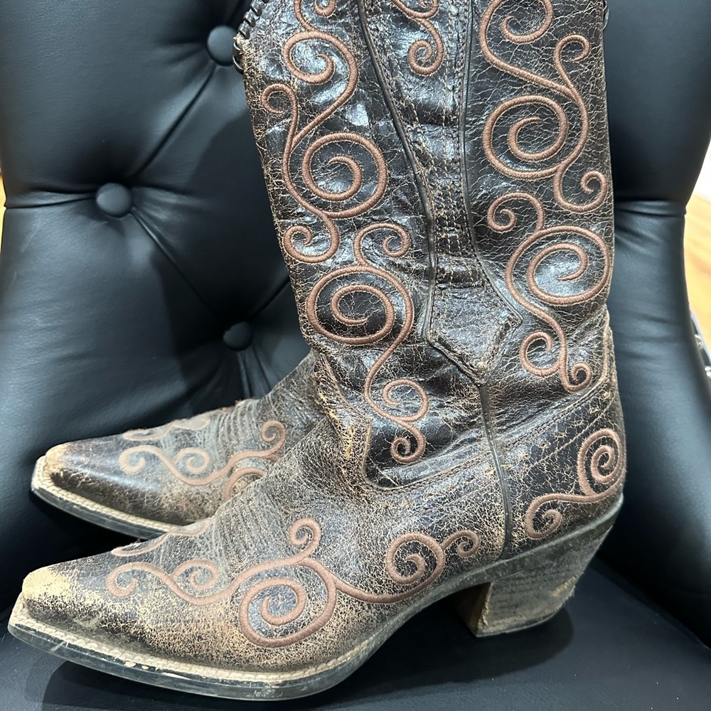 Ariat women’s boots 6.5